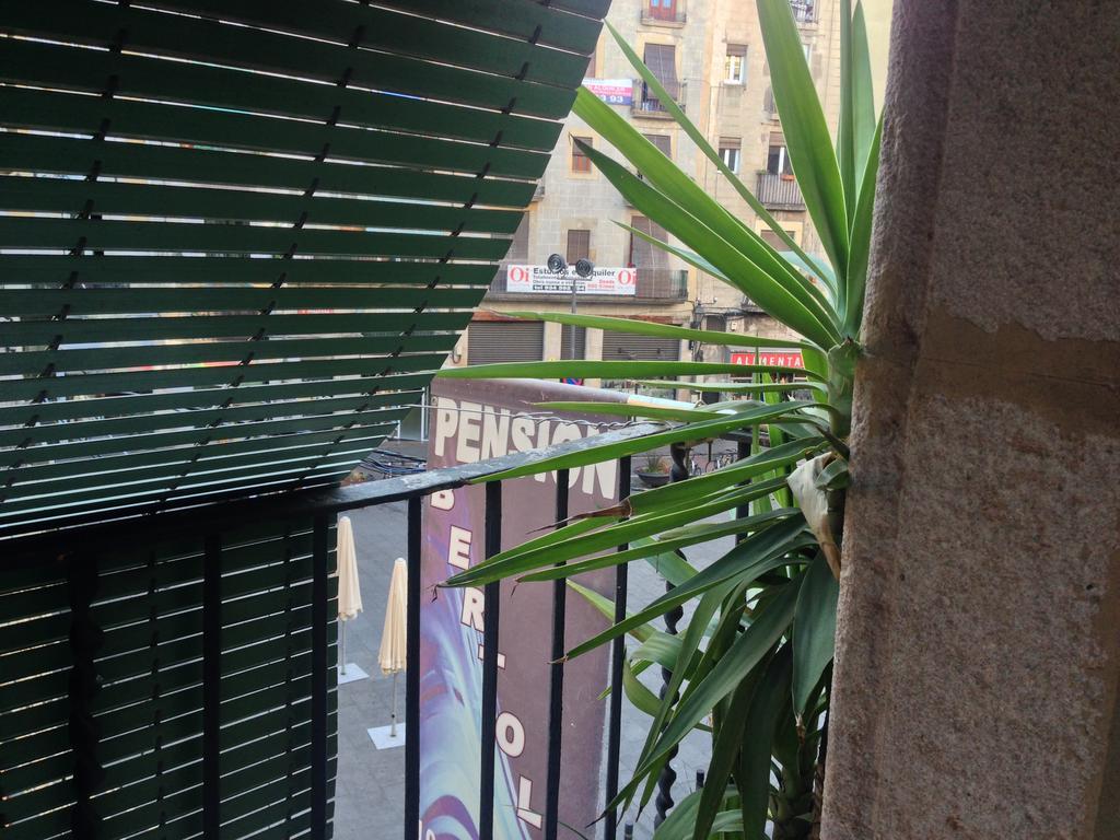 Pension Bertolin Barcelona Exteriör bild